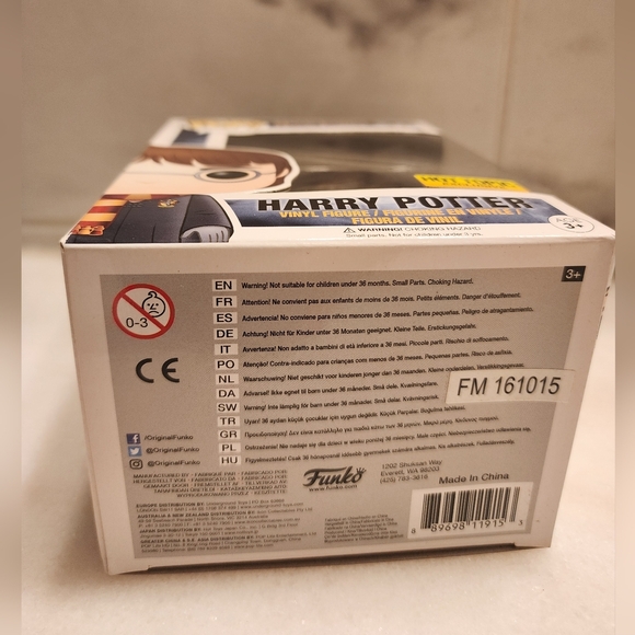 Hot Topic Exclusive Harry Potter With Hedgwig Collectible Funko Pop Figure - Picture 2 of 5